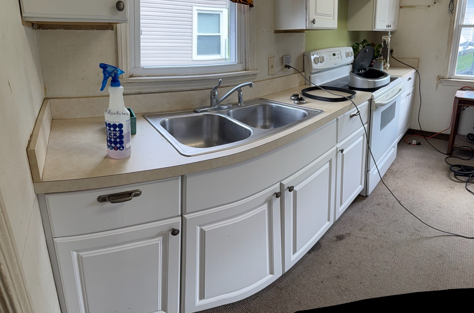 Kitchen - Before