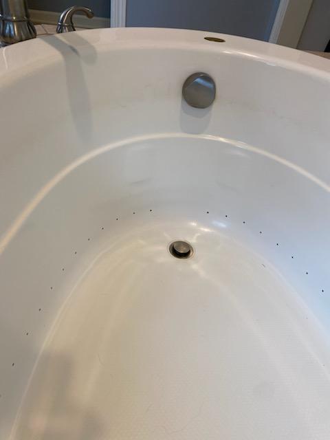 Bathroom #3 Tub - Before