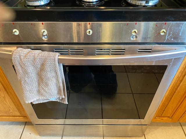 Kitchen stove front - Before