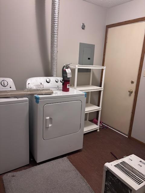 Laundry Room - Before